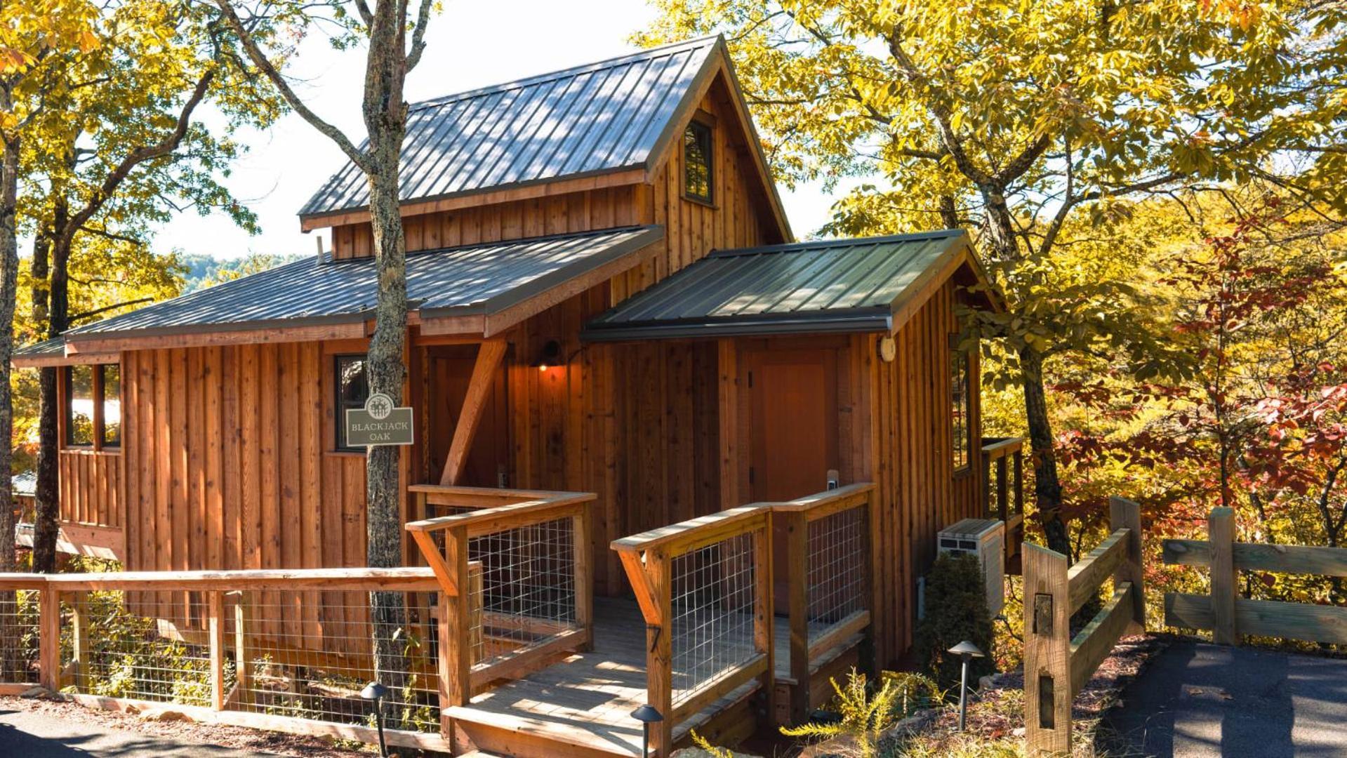 The Blackjack Oak In Treehouse Grove At Norton Creek جاتلينبرج المظهر الخارجي الصورة